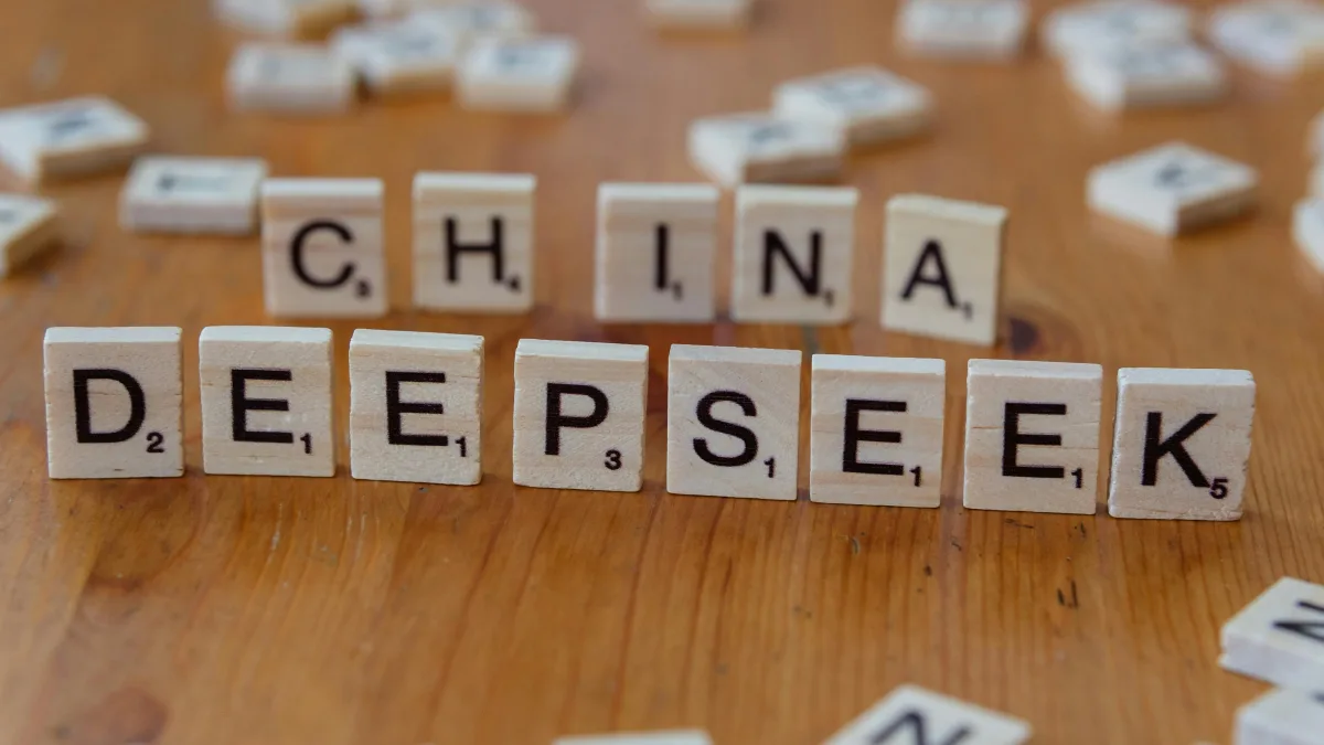 AI analyzing a document